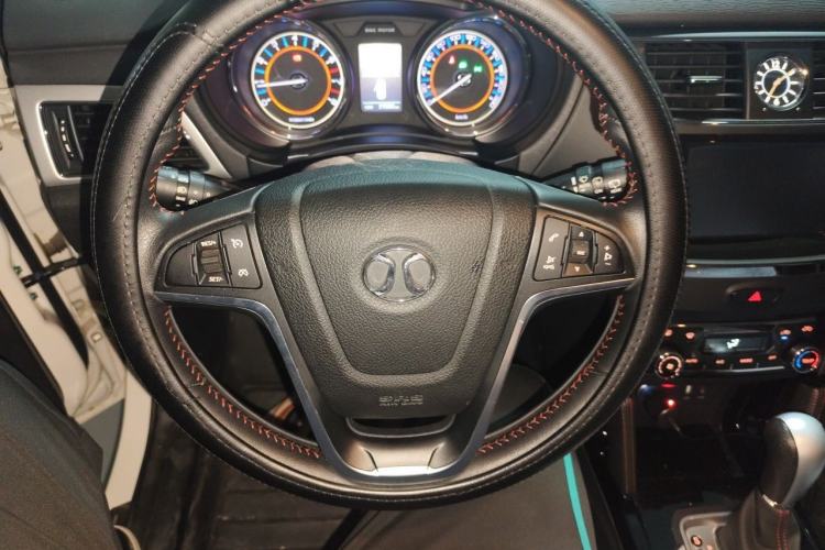 Used BAIC Senova X55 2016 1.5T CVT Luxury Edition Steering Wheel