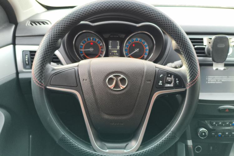 Used BAIC Senova X55 2016 1.5L Manual Comfort Version Steering Wheel