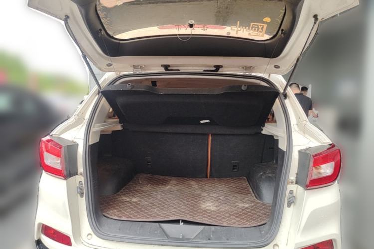 Used BAIC Senova X55 2016 1.5L Manual Comfort Version Trunk