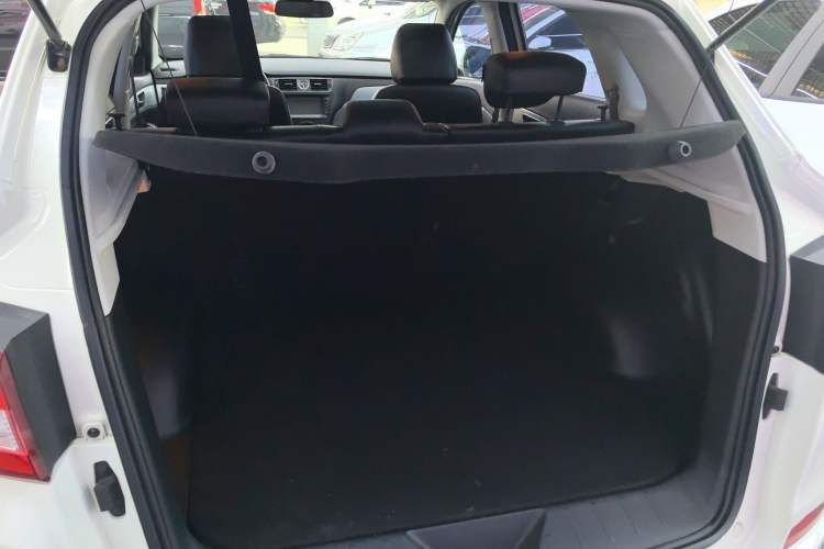 Used BAIC Senova X55 2016 1.5T CVT Elite Edition Trunk