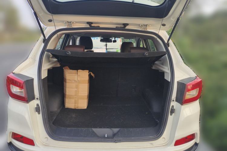 Used BAIC Senova X55 2016 1.5T CVT Elite Edition Trunk