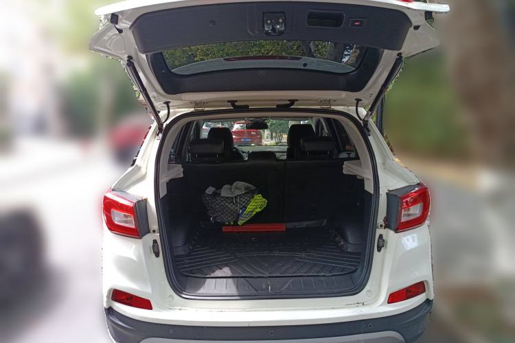 Used BAIC Senova X55 2016 1.5T CVT Elite Edition Trunk