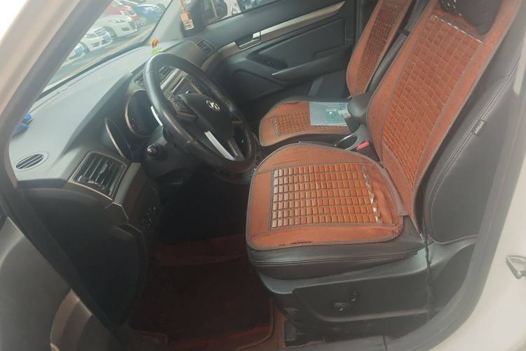 Used BAIC Senova X65 2015 2.0T Automatic Elite Model Left Front Seat