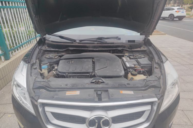 Used BAIC Senova X65 2015 2.0T Automatic Elite Model Engine Bay
