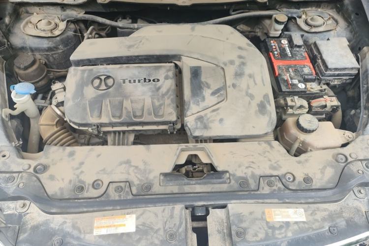 Used BAIC Senova X65 2015 2.0T Automatic Elite Model Engine Bay