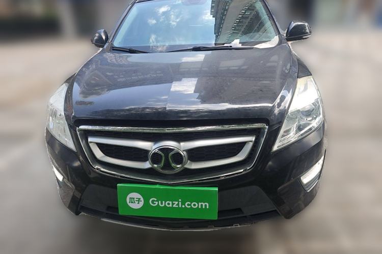 Used BAIC Senova X65 2015 2.0T Automatic Elite Model Front
