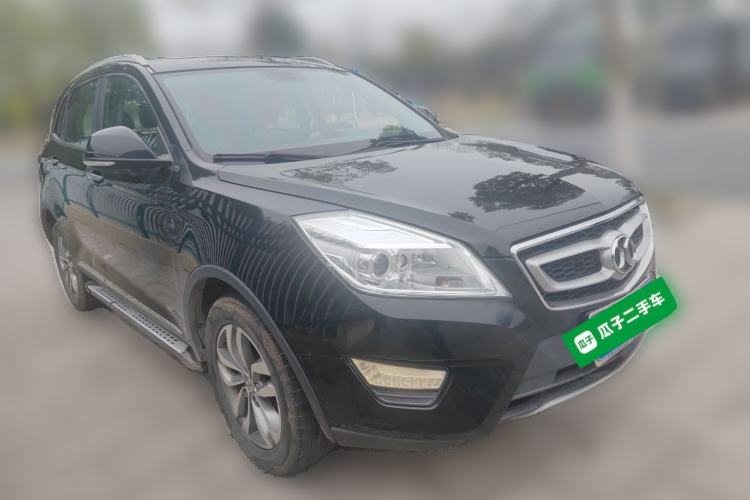 Used BAIC Senova X65 2015 2.0T Automatic Elite Model Front Right 45 Deg