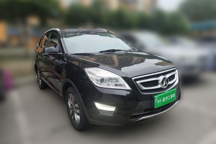 Used BAIC Senova X65 2015 2.0T Automatic Elite Model Front Right 45 Deg
