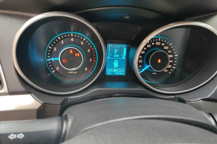 Used BAIC Senova X65 2015 2.0T Automatic Elite Model Instrument Cluster