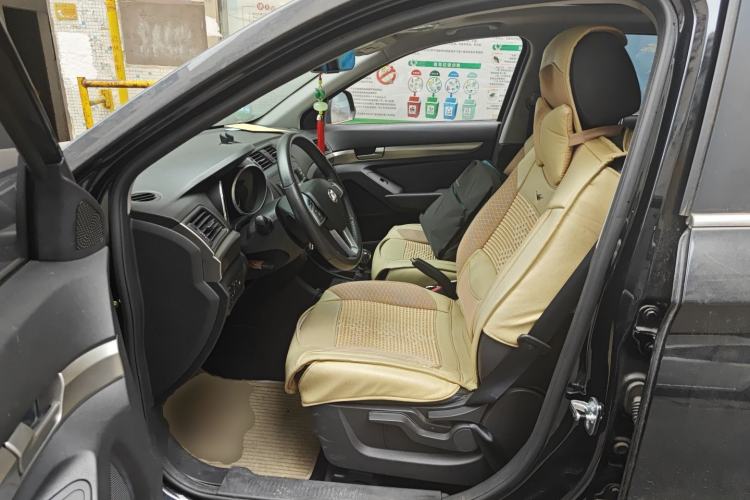 Used BAIC Senova X65 2015 2.0T Manual Elite Edition Left Front Seat