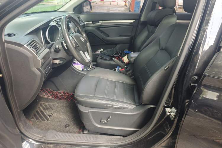 Used BAIC Senova X65 2015 2.0T Automatic Elite Model Left Front Seat