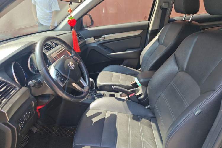 Used BAIC Senova X65 2015 2.0T Automatic Elite Model Left Front Seat