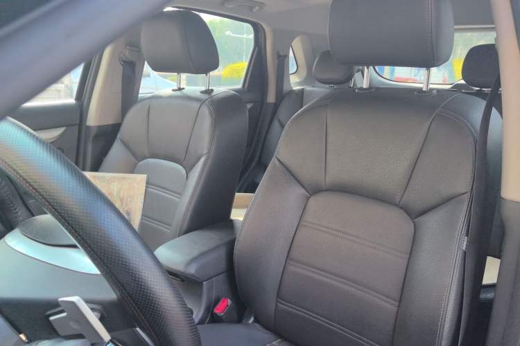 Used BAIC Senova X65 2015 2.0T Automatic Elite Model Left Front Seat