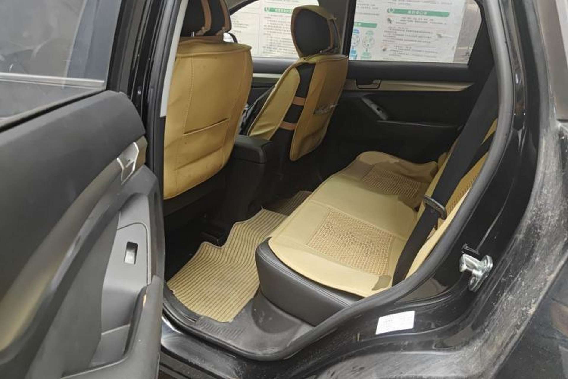 Used BAIC Senova X65 2015 2.0T Manual Elite Edition Left Rear Seat