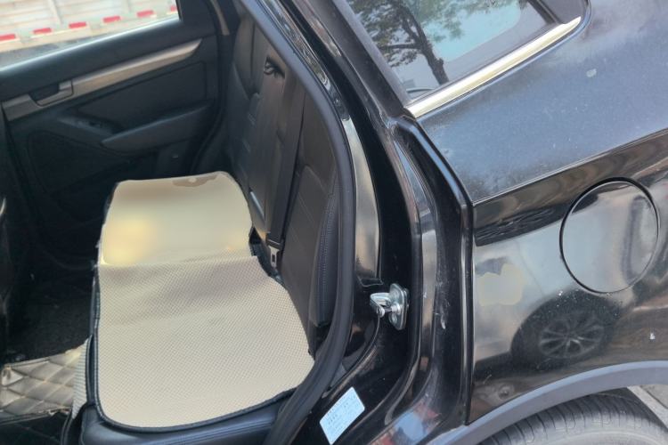 Used BAIC Senova X65 2015 2.0T Automatic Elite Model Left Rear Seat