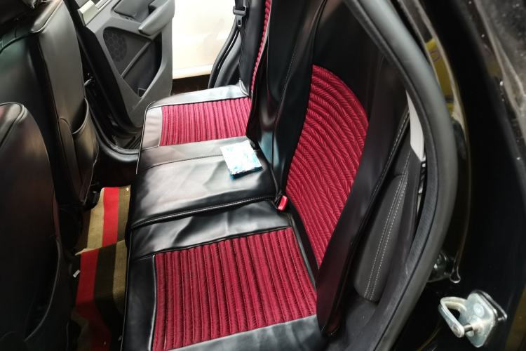 Used BAIC Senova X65 2015 2.0T Automatic Elite Model Left Rear Seat