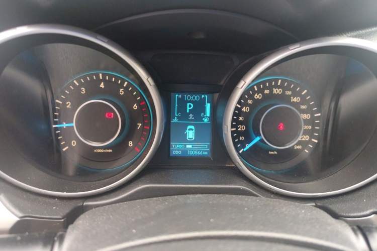 Used BAIC Senova X65 2015 2.0T Automatic Elite Model Odometer Close Up