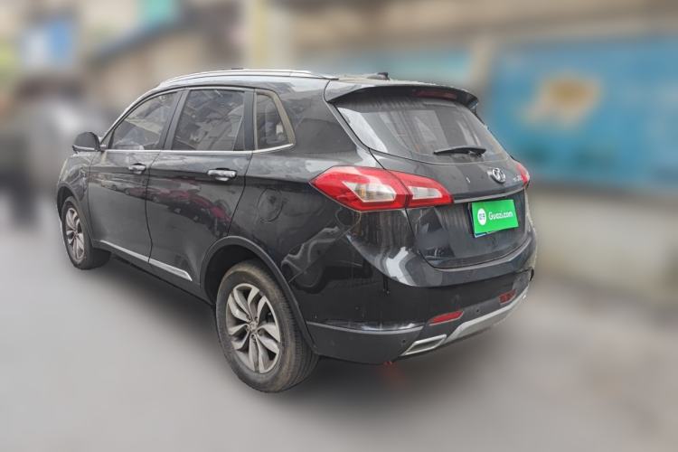 Used BAIC Senova X65 2015 2.0T Manual Elite Edition Rear Left 45 Deg