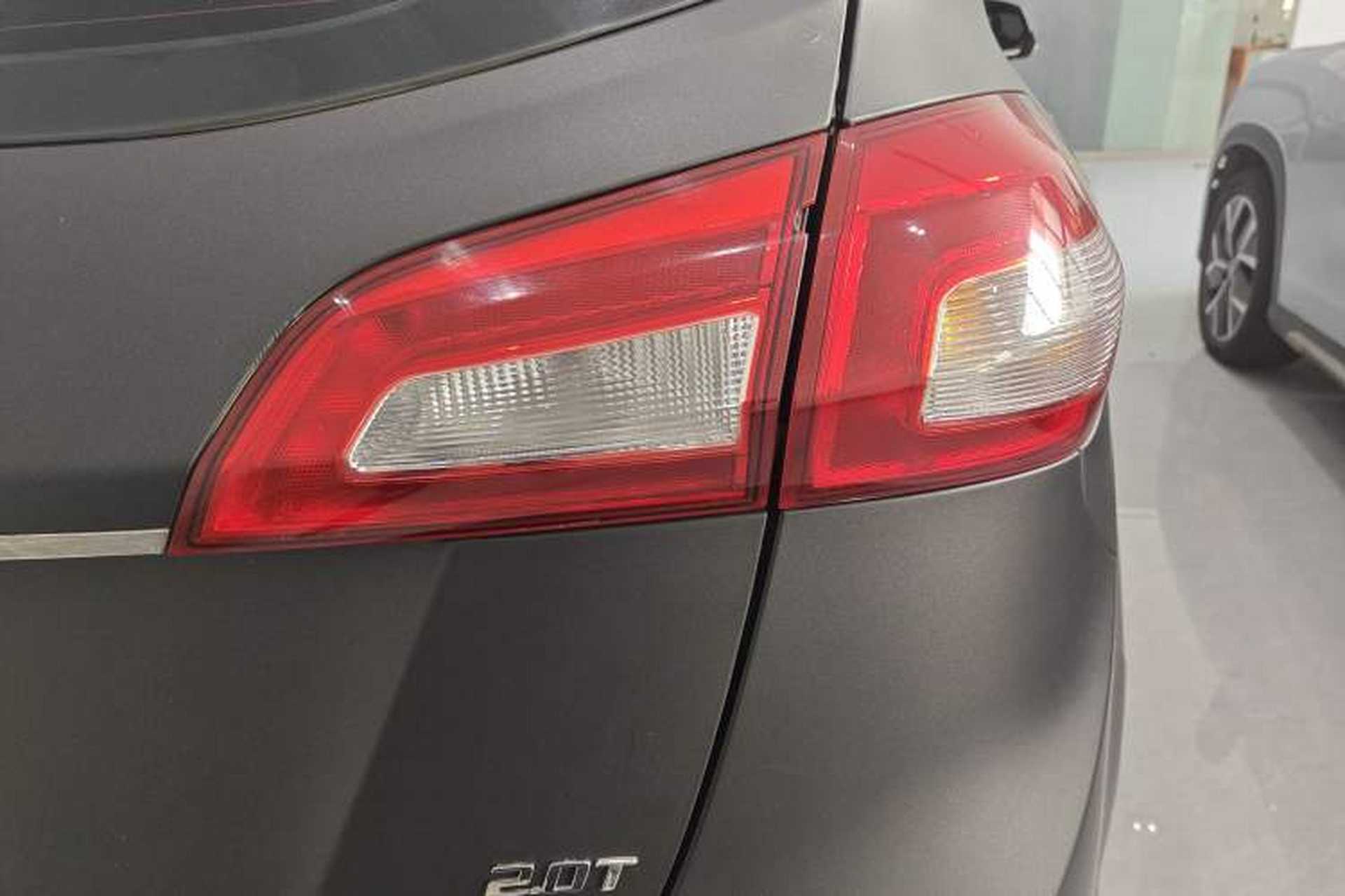 Used BAIC Senova X65 2015 2.0T Automatic Elite Model Right Rear Taillight