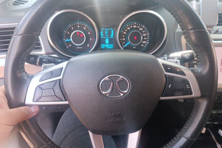 Used BAIC Senova X65 2015 2.0T Automatic Elite Model Steering Wheel
