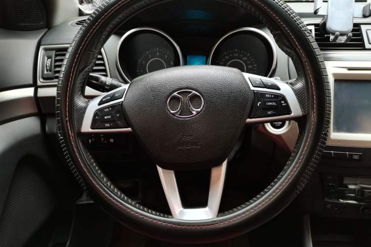Used BAIC Senova X65 2015 2.0T Automatic Elite Model Steering Wheel