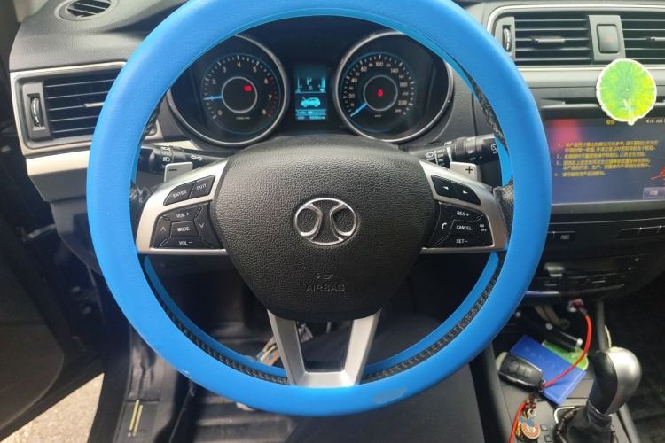 Used BAIC Senova X65 2015 2.0T Automatic Elite Model Steering Wheel