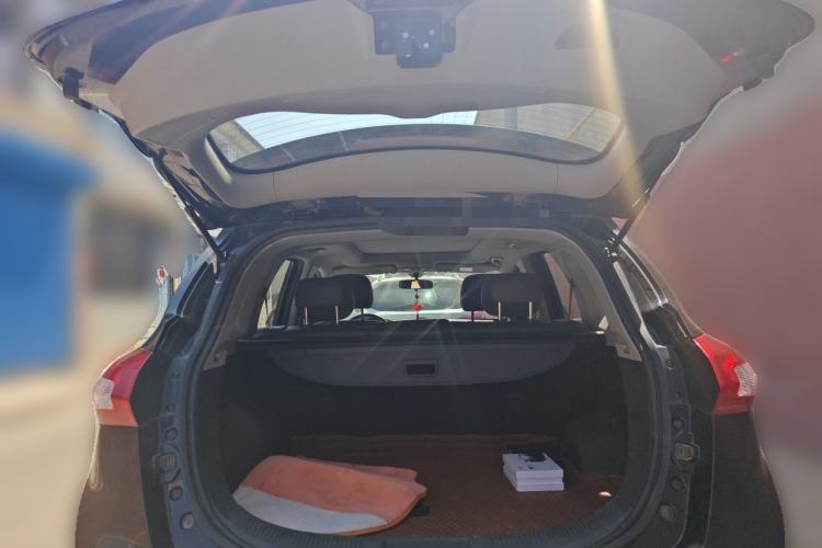 Used BAIC Senova X65 2015 2.0T Automatic Elite Model Trunk