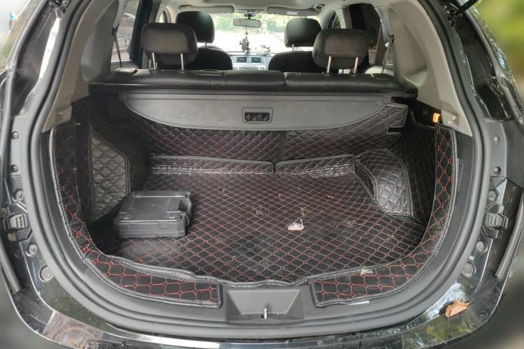 Used BAIC Senova X65 2015 2.0T Automatic Elite Model Trunk
