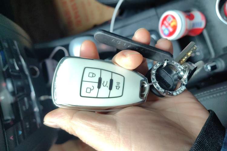 Used BAIC Senova X65 2015 2.0T Automatic Elite Model Vehicle Key