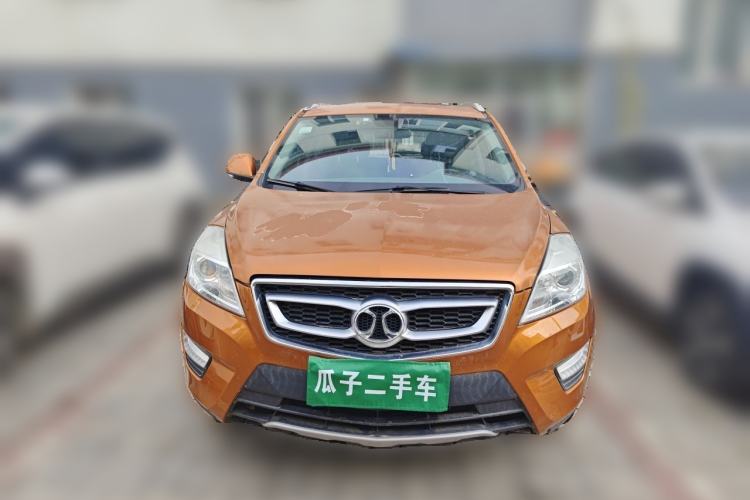 Used BAIC Senova X65 2015 2.0T Automatic Elite Model Front