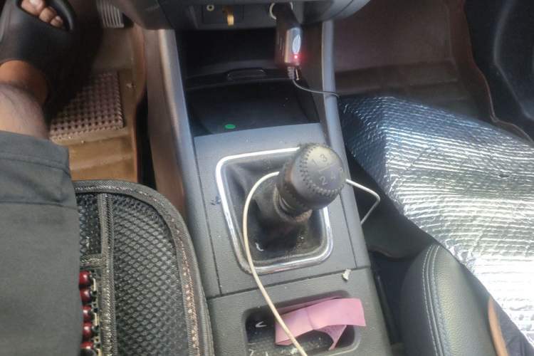 Used BAIC Senova X65 2015 2.0T Manual Elite Edition Gear Lever
