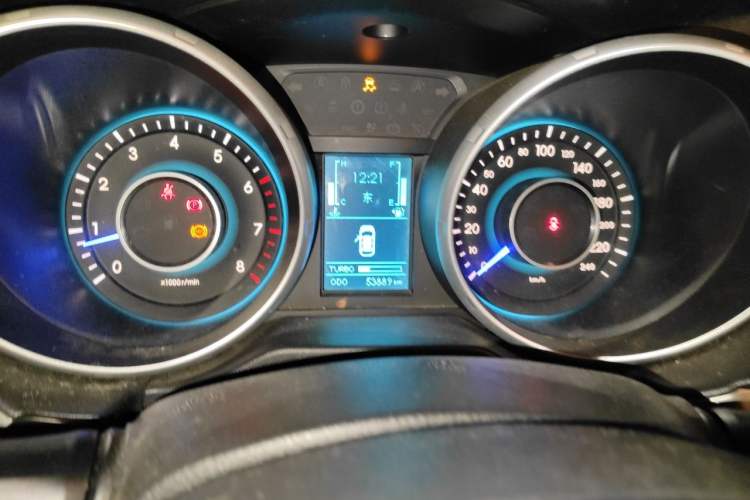 Used BAIC Senova X65 2015 2.0T Manual Elite Edition Instrument Cluster