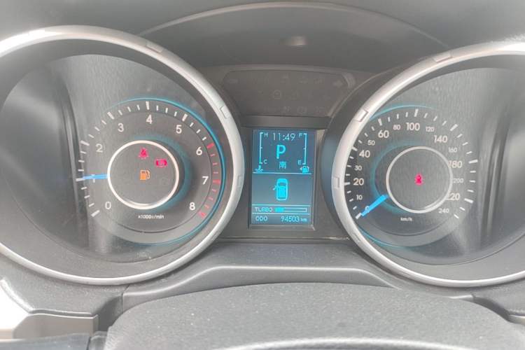 Used BAIC Senova X65 2015 2.0T Automatic Elite Model Instrument Cluster