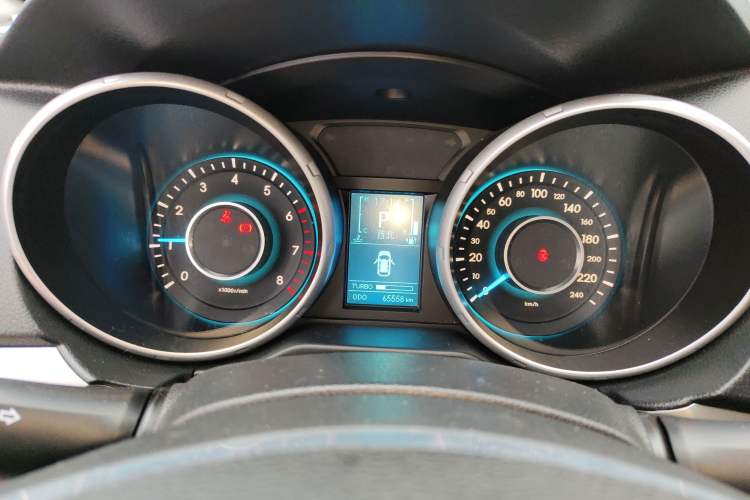Used BAIC Senova X65 2015 2.0T Automatic Elite Model Instrument Cluster