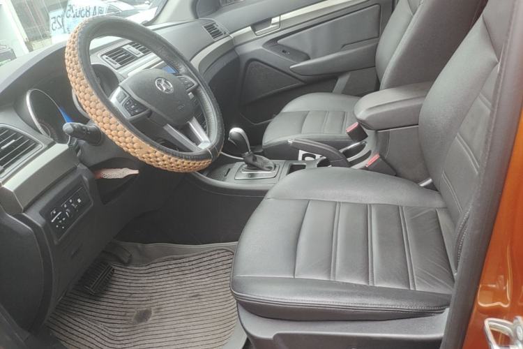 Used BAIC Senova X65 2015 2.0T Automatic Elite Model Left Front Seat