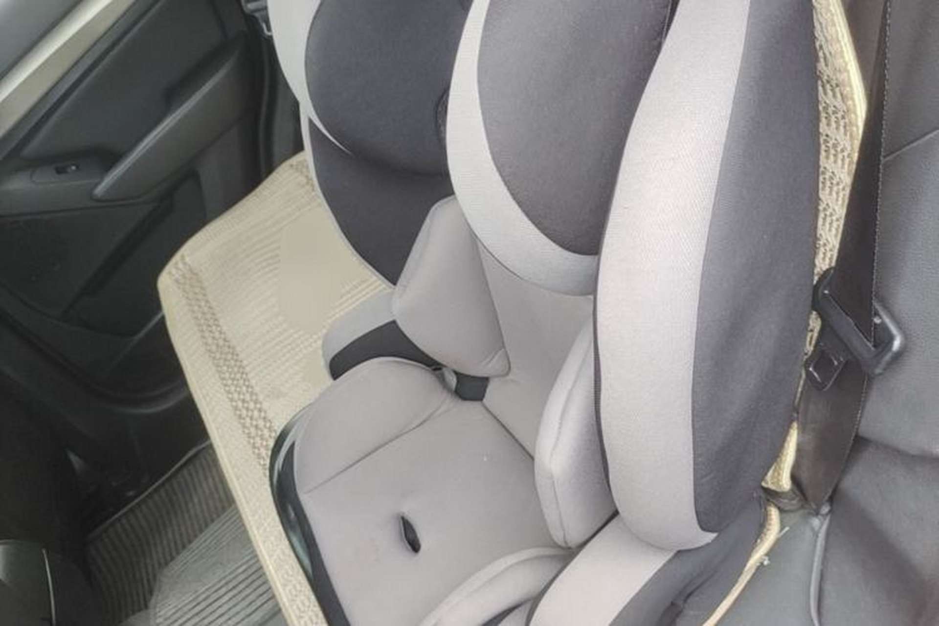 Used BAIC Senova X65 2015 2.0T Automatic Elite Model Left Rear Seat