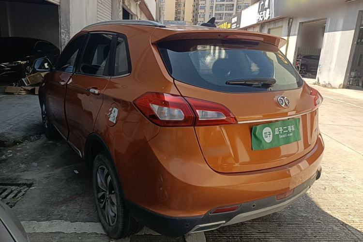 Used BAIC Senova X65 2015 2.0T Automatic Elite Model Rear Left 45 Deg