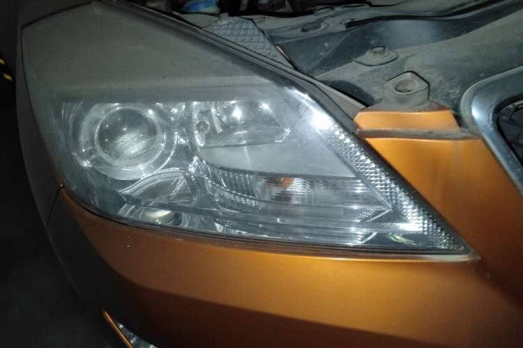 Used BAIC Senova X65 2015 2.0T Manual Elite Edition Right Front Headlight