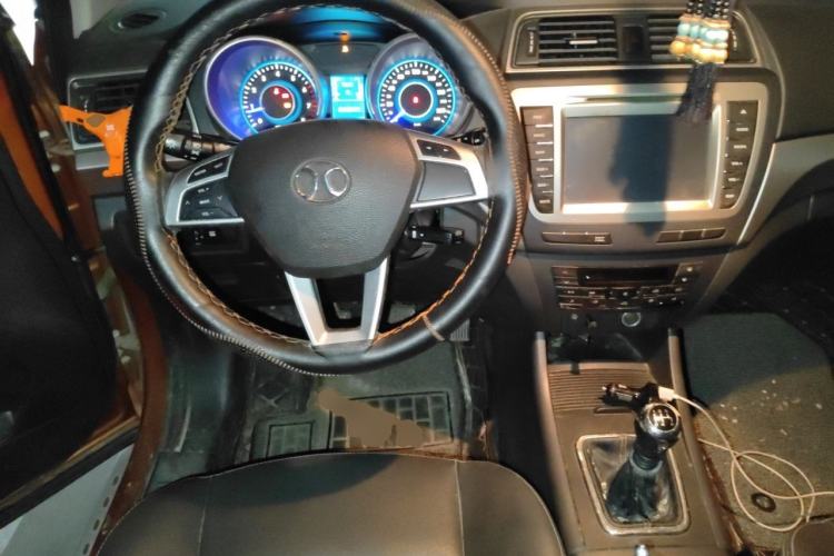 Used BAIC Senova X65 2015 2.0T Manual Elite Edition Steering Wheel