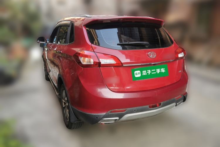 Used BAIC Senova X65 2015 2.0T Automatic Elite Model Rear Left 45 Deg