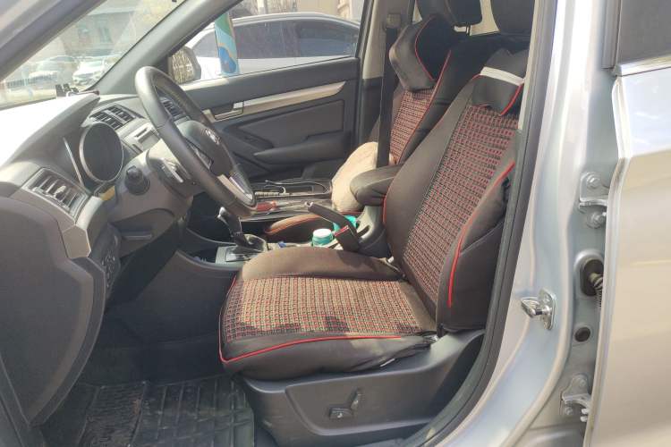 Used BAIC Senova X65 2015 2.0T Automatic Elite Model Left Front Seat