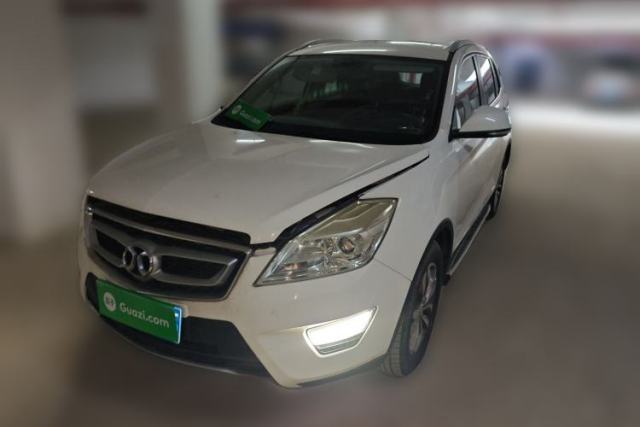 Used BAIC Senova X65 2015 2.0T Automatic Elite Model