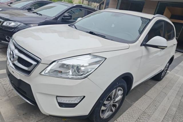 Used BAIC Senova X65 2015 2.0T Automatic Elite Model
