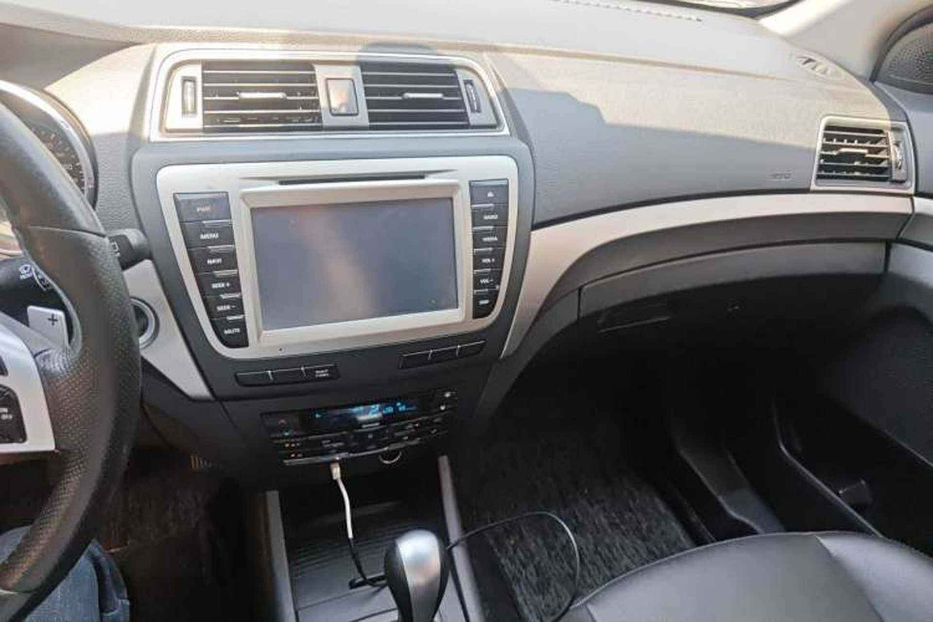 Used BAIC Senova X65 2015 2.0T Automatic Elite Model Audio And AC Panel