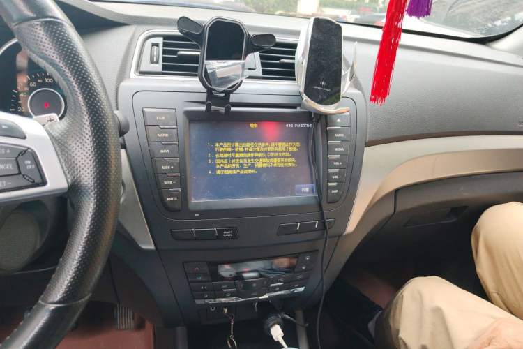 Used BAIC Senova X65 2015 2.0T Automatic Elite Model Audio And AC Panel