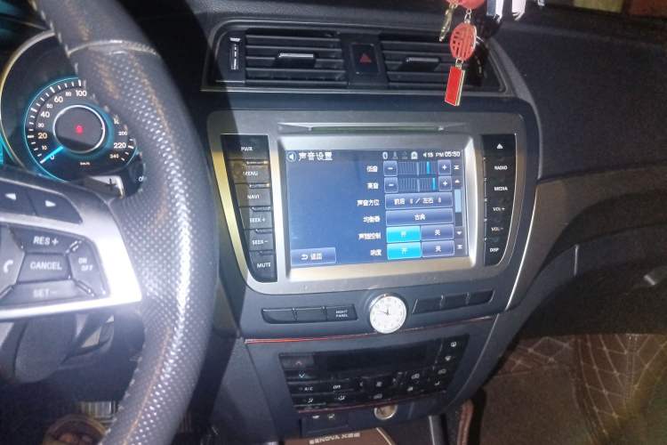 Used BAIC Senova X65 2015 2.0T Automatic Elite Model Audio And AC Panel