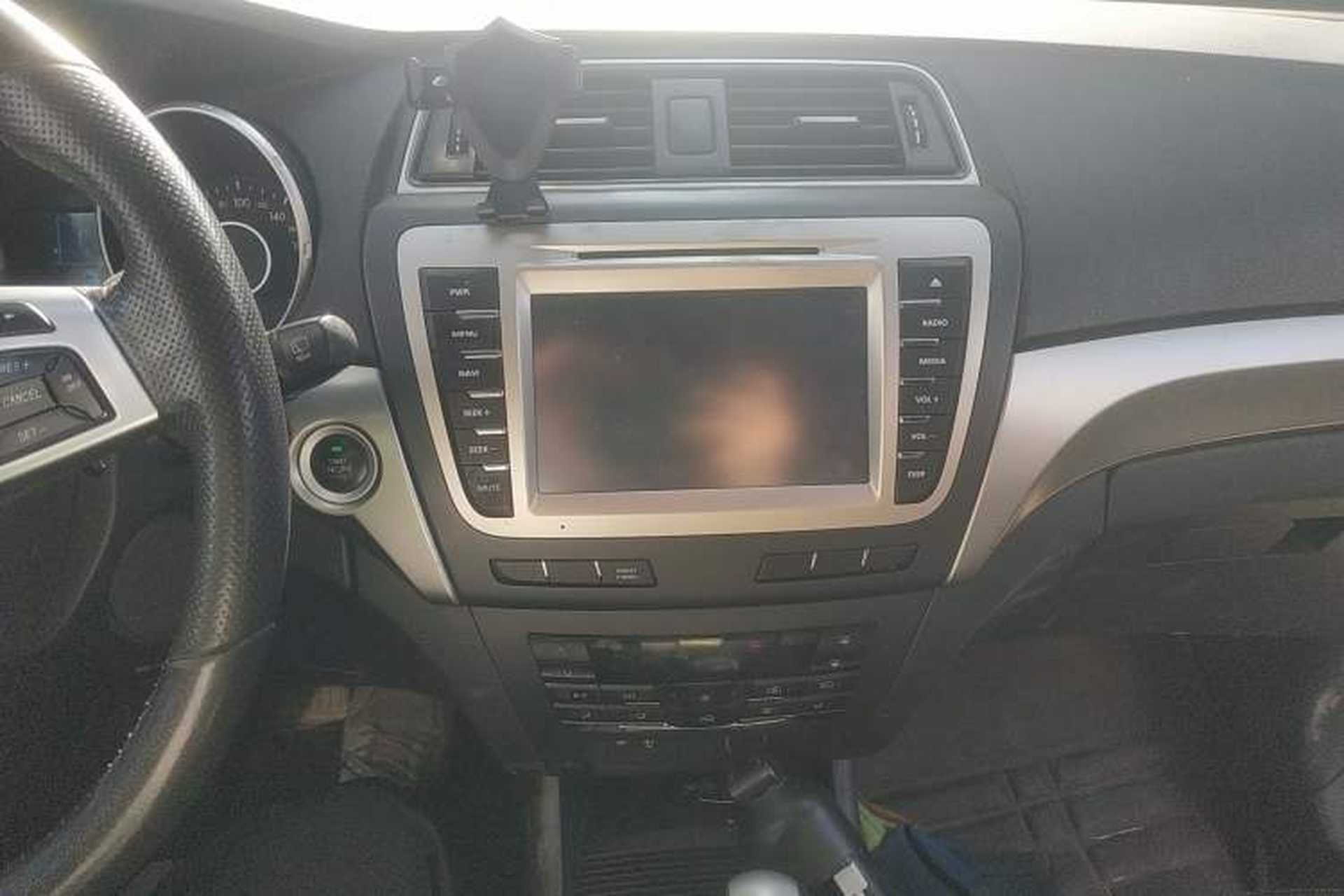 Used BAIC Senova X65 2015 2.0T Automatic Elite Model Audio And AC Panel