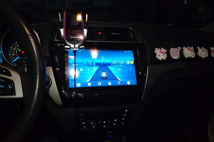 Used BAIC Senova X65 2015 2.0T Automatic Elite Model Audio And AC Panel