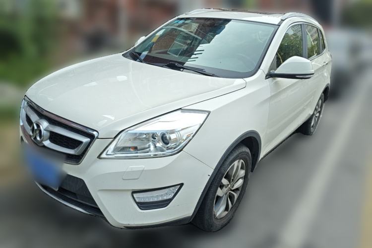 Used BAIC Senova X65 2015 2.0T automatic luxury version Guazi used car, China used car export, Used car for sale, Used cars, Cheapest cars for sale