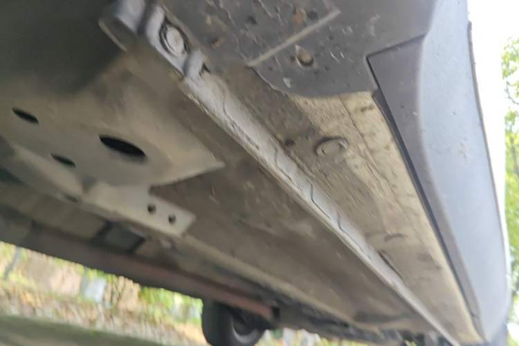 Used BAIC Senova X65 2015 2.0T Automatic Elite Model Chassis Front Left